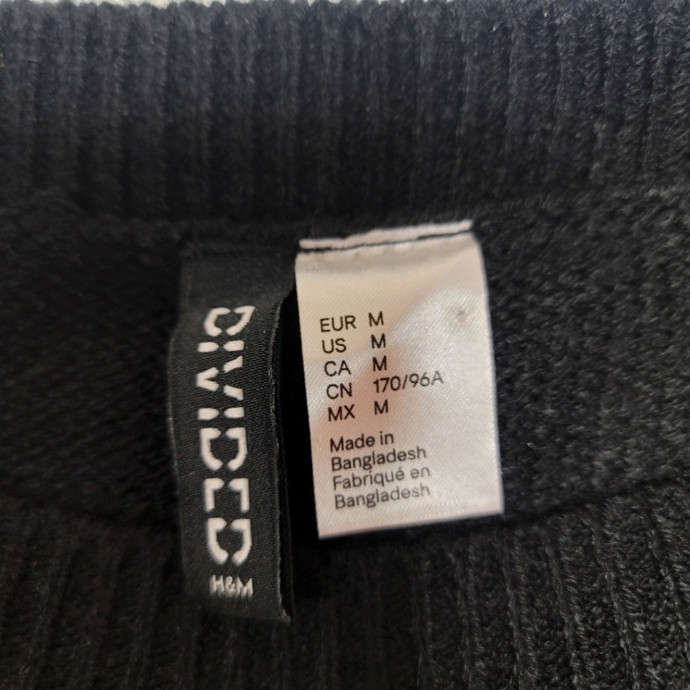 H&M Divided Black Knit Crew Neck Women's Sweater Size M - Picture 5 of 6